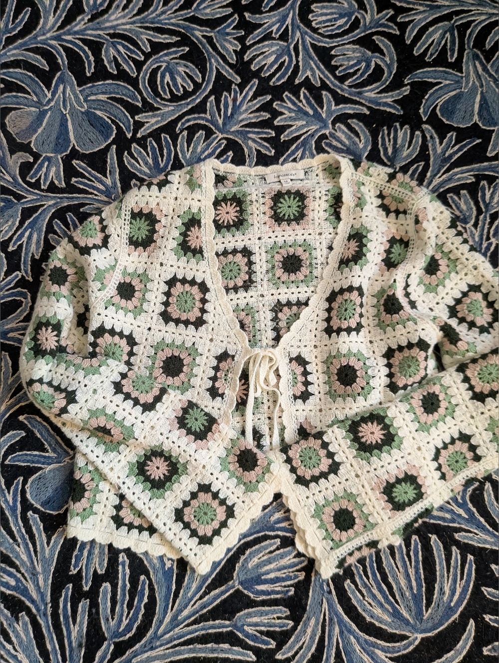Francesca's Woman's Tie Front Crochet Cardigan Crop Length M